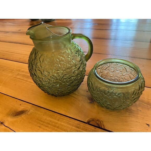 Vintage E O Brody Company green crinkle textured glass pitcher & planter bowl. - Picture 5 of 9